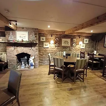 Мини-отель Fox And Pheasant 4*